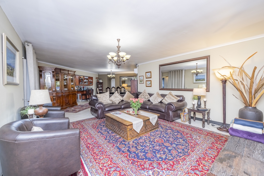 7 Bedroom Property for Sale in Eversdal Western Cape